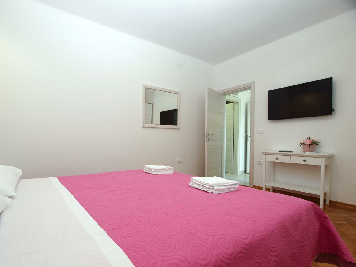 Apartments Ana 1707 Banjole Εξωτερικό φωτογραφία
