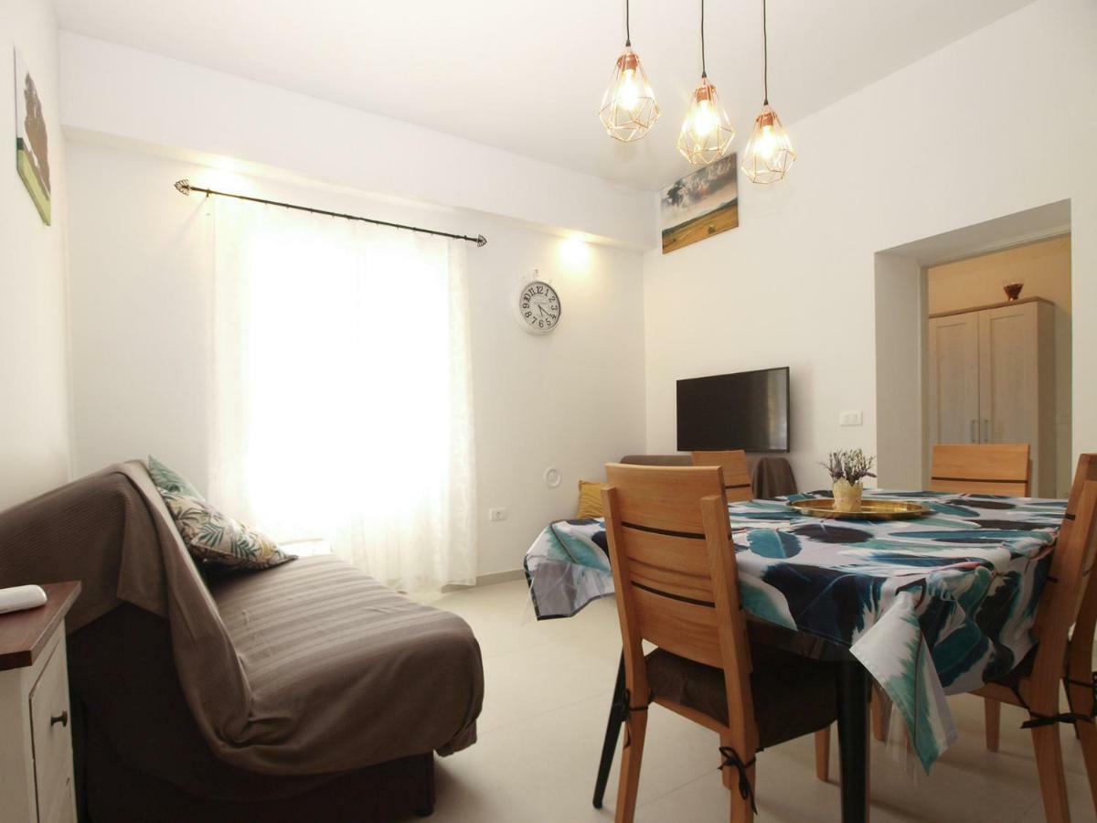 Apartments Ana 1707 Banjole Εξωτερικό φωτογραφία